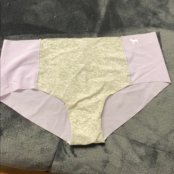 Pink small panties - Picture 1 of 4